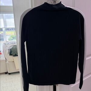 Athleta Black and White Long Sleeve Top